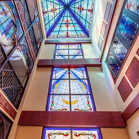 Hotel Reveron Plaza 