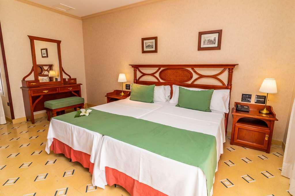 Labranda Reveron Plaza 4* Los Cristianos (Tenerife)