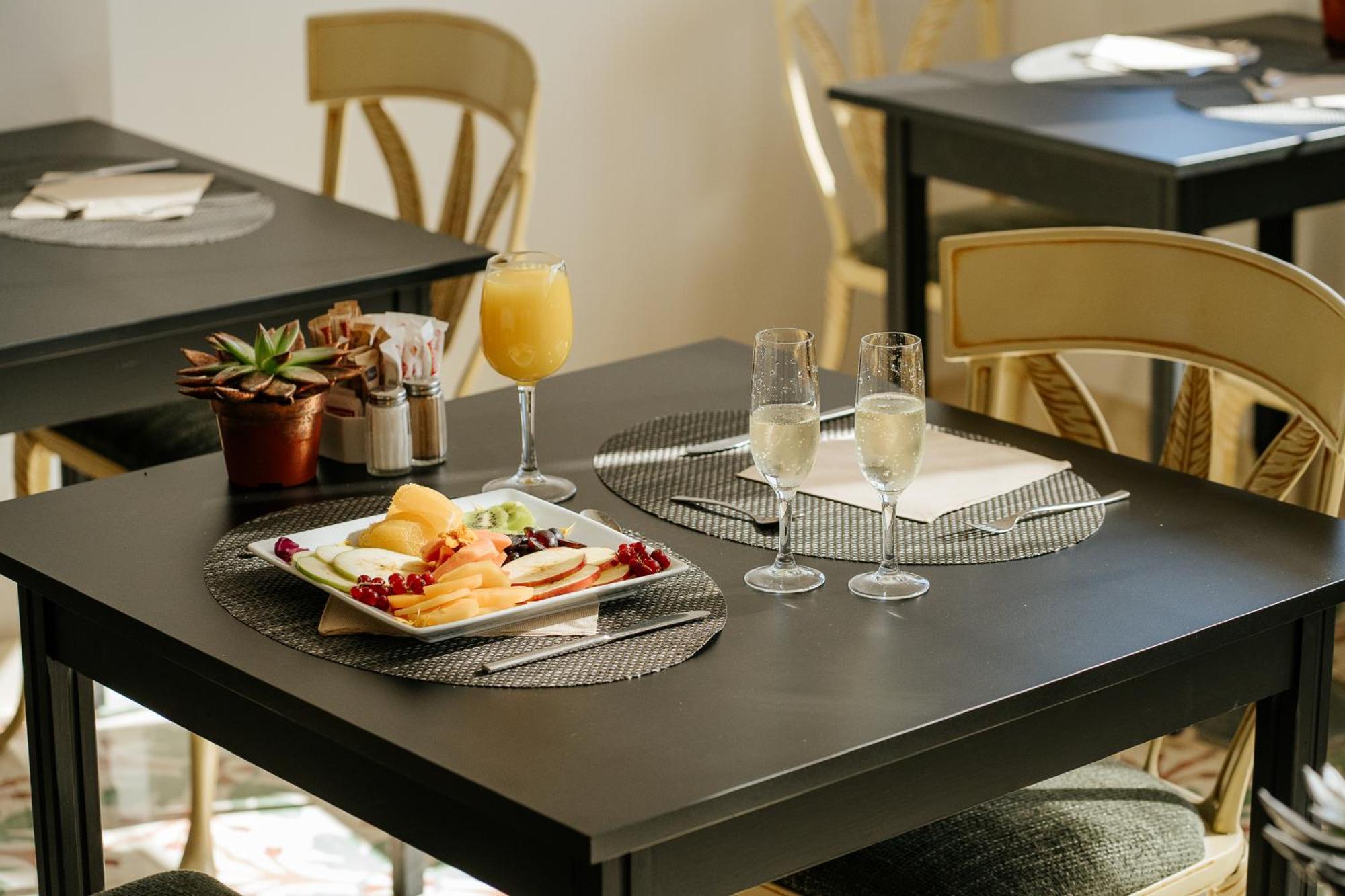 Hotel Labranda Reveron Plaza 4*